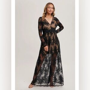 BluIvy Black Lace Long Sleeve Maxi Dress
